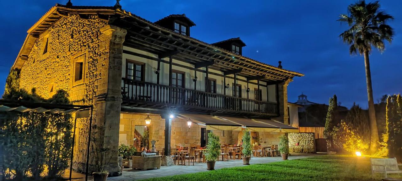 Palación de Toñanes Exterior foto