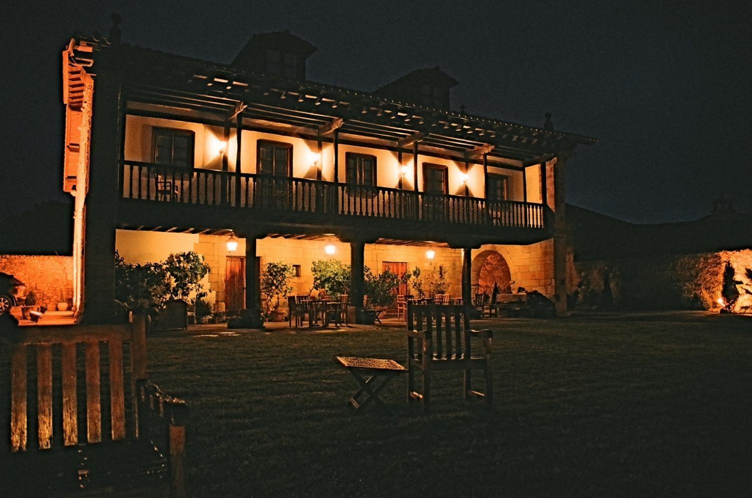 Palación de Toñanes Exterior foto